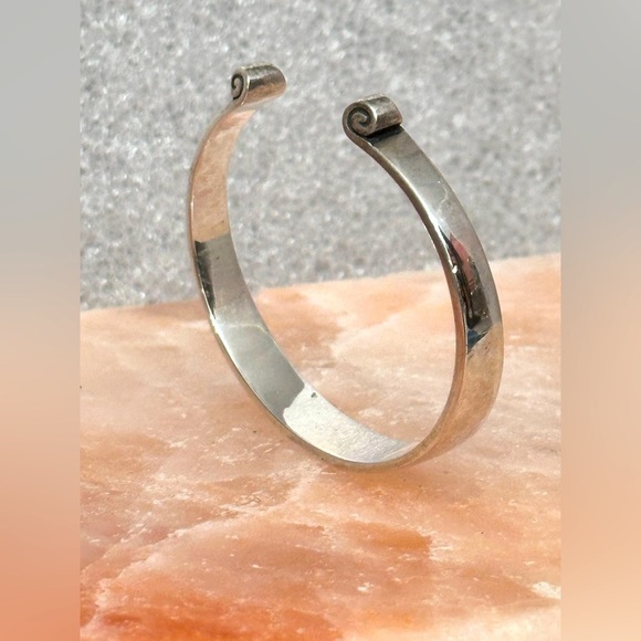 James Avery Retired Bracelet Greek Scroll Cuff 925 Sterling 6.75 26.8g 0684 R - Picture 4 of 14